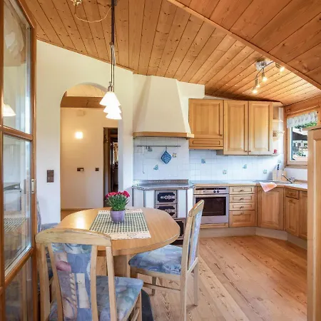 Huanzhof Ferienwohnung Weisshorn Aldino Buitenkant foto